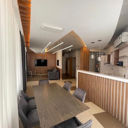 Leo Lux 1 Apartment Nis Ngoại thất bức ảnh