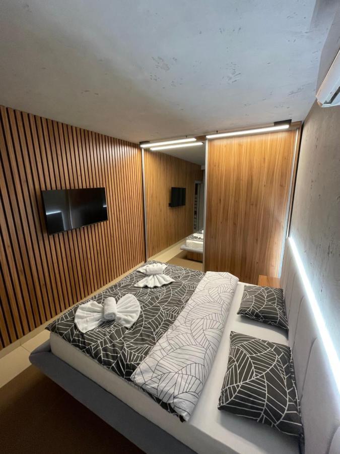 Leo Lux 1 Apartment Nis Ngoại thất bức ảnh