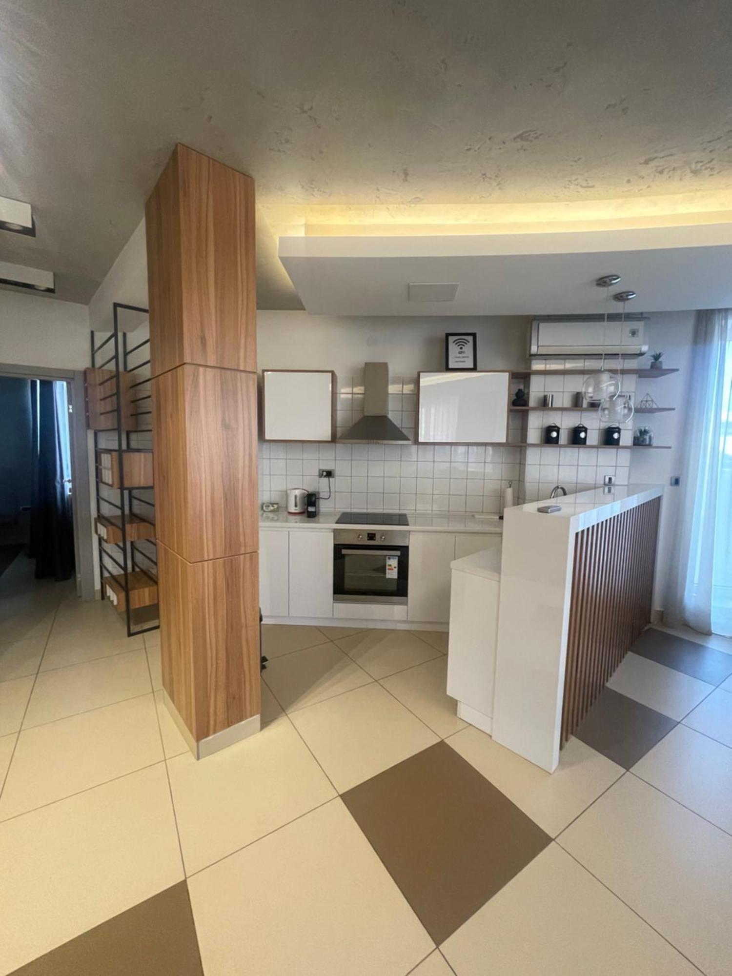 Leo Lux 1 Apartment Nis Ngoại thất bức ảnh
