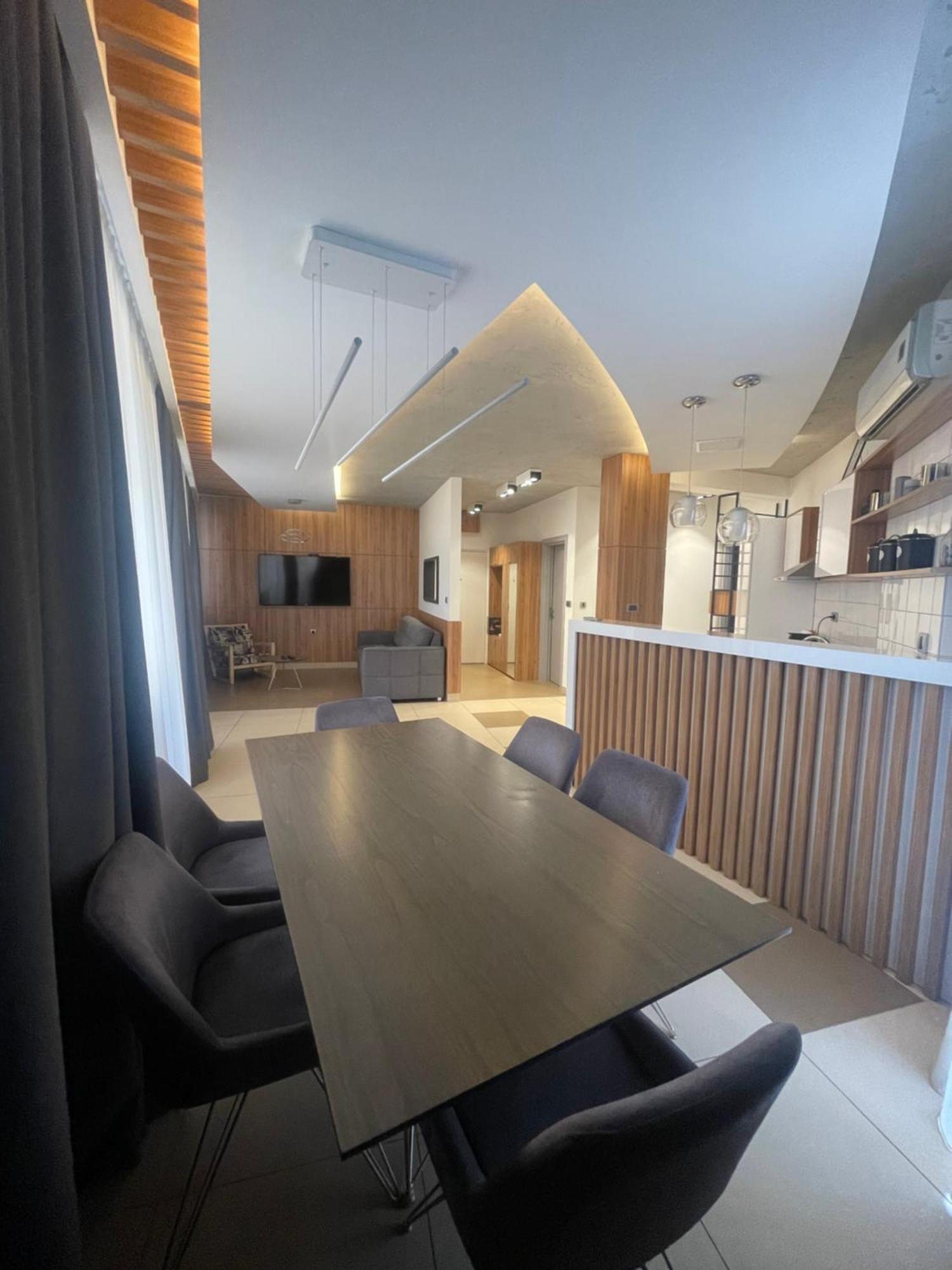 Leo Lux 1 Apartment Nis Ngoại thất bức ảnh